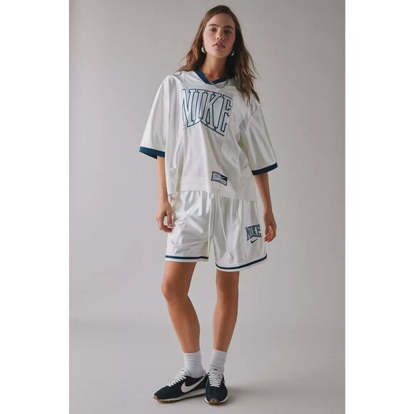 New Nike Sportswear Oversized Street Graphic Jersey Sail Size Large - Picture 3 of 8
